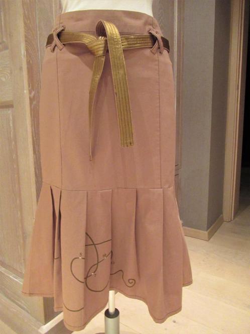 Nieuwe amberkleurige InWear rok, langer model, mt 38, Kleding | Dames, Rokken, Nieuw, Bruin, Onder de knie, Verzenden