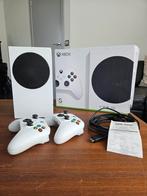Xbox series S met twee controllers, Games en Spelcomputers, Ophalen of Verzenden, Zo goed als nieuw, Xbox Series S