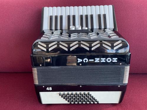Z.g.a.n. kleine duitse Hohnica accordeon . 48 bas ., Muziek en Instrumenten, Accordeons, Zo goed als nieuw, Toetsaccordeon, 48-bas