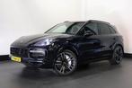 Porsche Cayenne 4.0 Turbo 550PK | PANO-DAK | LEDER | € 84.90, Auto's, Automaat, Cayenne, Zwart, Blauw