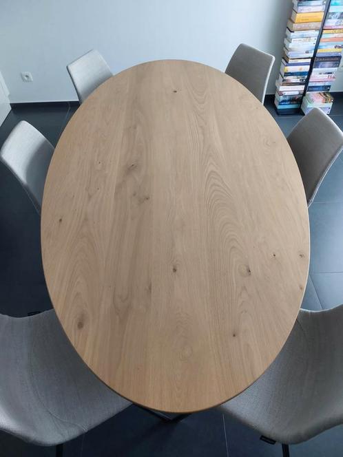 Ovale eiken tafel 220 x 110 x 76 cm, Huis en Inrichting, Tafels | Eettafels, Zo goed als nieuw, Ophalen