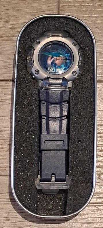 STAR TREK - horloge in metalen doosje beschikbaar voor biedingen