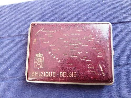 Sigaretten Doos Boîte België Belgique Leder Tabak Leger Sgt, Verzamelen, Retro, Overige typen, Verzenden