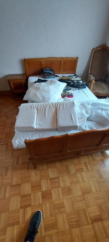 Slaapkamer 'GRATIS' af te halen! beschikbaar voor biedingen