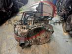 VOLKSWAGEN Passat Versnellingsbak 09G300037N, HRN 15239739 A, Gebruikt, -, -, Ophalen of Verzenden