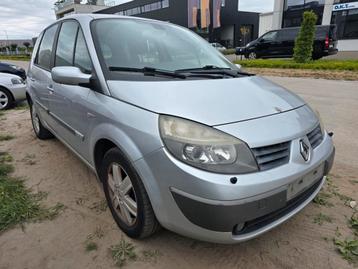 Renault Scenic 2.0i Automaat Navi, Airco  beschikbaar voor biedingen