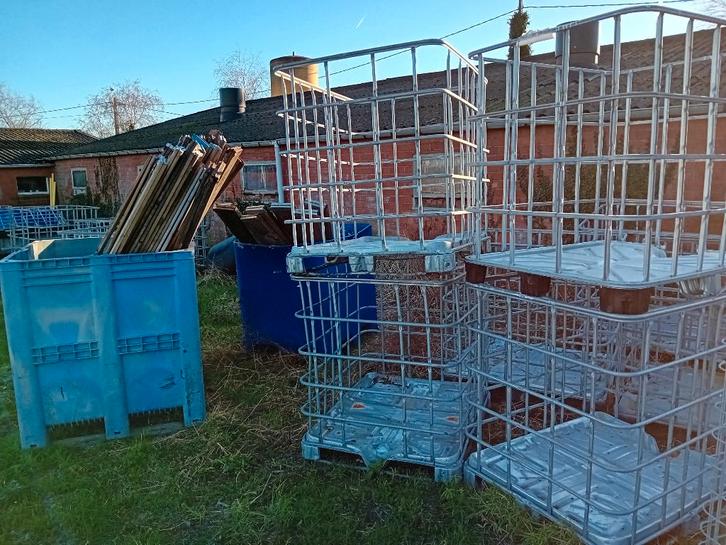 kooien IBC brandhout + pannen opslag plastiek - metal pallet, Bricolage & Construction, Casiers & Boîtes, Comme neuf, 100 cm ou plus