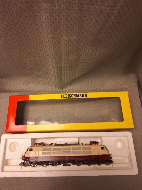 Prachtice trein locomotief. 64376 *GOEDKOOP*, Hobby en Vrije tijd, Modeltreinen | H0, Zo goed als nieuw, Locomotief, Ophalen of Verzenden