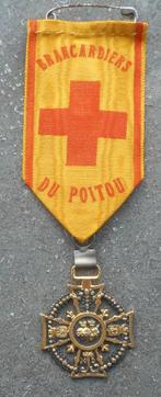 FRANCE: LES BRANCARDIERS DU POITOU 1914/1918 - MEDAILLE, Collections, Envoi, Armée de terre, Ruban, Médaille ou Ailes