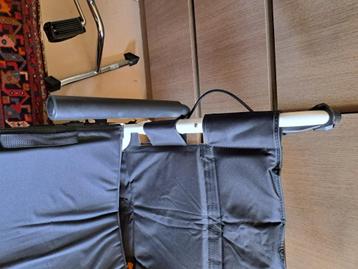 Rolstoel beschikbaar voor biedingen