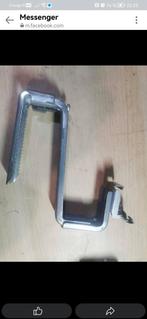 ESDEC CLICKFIT EVO CROCHET DE FIXATION POUR TOITURE TUILE -, Ophalen of Verzenden, Zo goed als nieuw