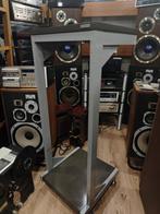 Rack meubel, Ophalen