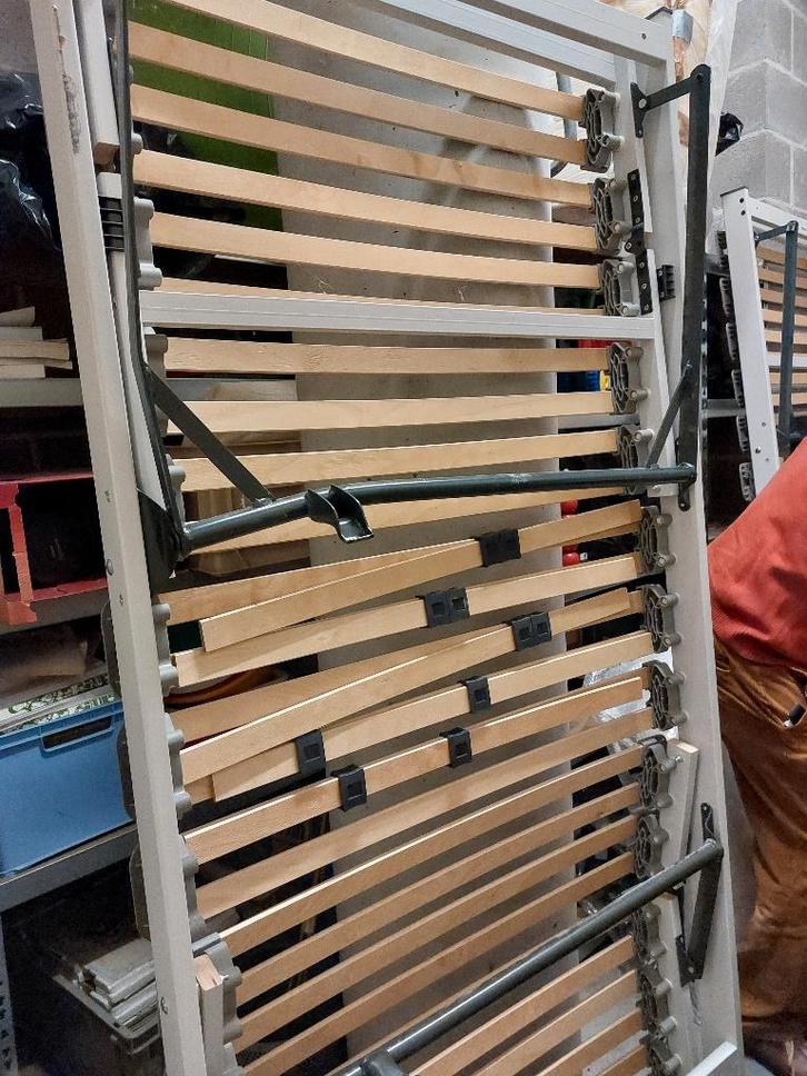 Meubles, Maison & Meubles, Chambre à coucher | Lits, Comme neuf, Deux personnes, 90 cm, 200 cm, Bois, Beige, Réglable, Enlèvement