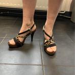 Zwarte hakjes, Ophalen, Gedragen, Zwart, Sandalen of Muiltjes
