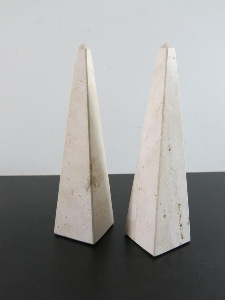 paar Fratelli Mannelli Travertijn Obelisken Italië, Antiek en Kunst, Antiek | Woonaccessoires, Ophalen of Verzenden