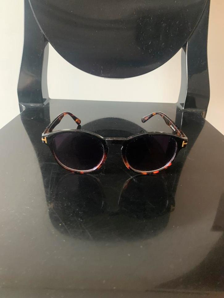 H/F nieuwe glamour-zonnebril in modieuze stijl, Handtassen en Accessoires, Zonnebrillen en Brillen | Dames, Nieuw, Bril, Ophalen of Verzenden