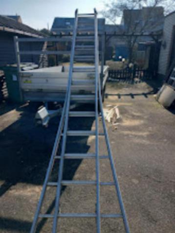 Ladder beschikbaar voor biedingen