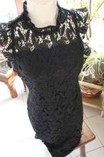 vintage praktisch gedetailleerd zwarte jurk, Taille 38/40 (M), Enlèvement ou Envoi, Ivivi, Porté