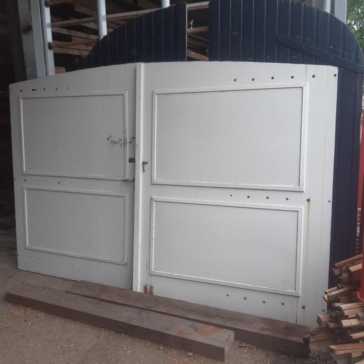 Garagedeur Getoogd Schuurdeur Staldeur Dub Deur, Doe-het-zelf en Bouw, Overige Doe-Het-Zelf en Bouw, Gebruikt, Ophalen