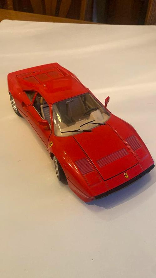1/18 Burago Ferrari GTO modelauto uit 1984, Hobby en Vrije tijd, Modelauto's | 1:18, Zo goed als nieuw, Auto, Burago, Ophalen of Verzenden