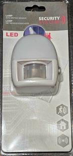 3 LAMPES DÉTECTEUR DE MOUVEMENT NEUVES, Maison & Meubles, Enlèvement ou Envoi, Neuf