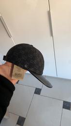 Gucci pet Dubai zwart, Vêtements | Hommes, Enlèvement ou Envoi, Comme neuf, 58 ou 59 cm (L, 7¼ ou ⅜ pouces), Casquette