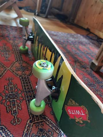 Skateboard van 't mer CREATURE asse BULLE beschikbaar voor biedingen