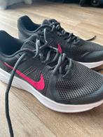 Sportschoenen dames Nike, Sports & Fitness, Course, Jogging & Athlétisme, Comme neuf, Course à pied, Nike, Chaussures de course à pied