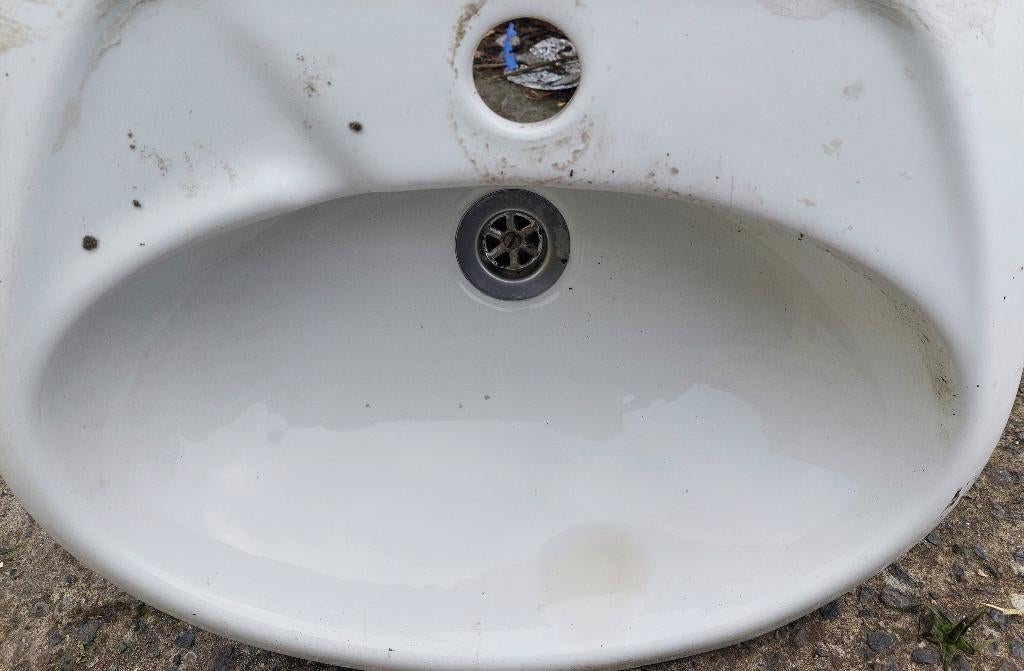 Lavabo   35x45cm  prix 15 euro à ransart, Enlèvement