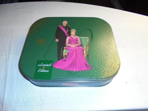 Blikken koekjesdoos Koningshuis, Verzamelen, Koningshuis en Royalty, Zo goed als nieuw, Overige typen, Ophalen of Verzenden