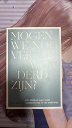 Filip Verneert - Mogen wij nog verbaasd zijn?, Ophalen of Verzenden, Zo goed als nieuw, Filip Verneert; Kris Rutten; Juliette Taquet; Ronald Soetaert...