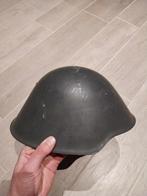 Duitse m56 NVA helm, Verzamelen, Militaria | Algemeen, Ophalen of Verzenden