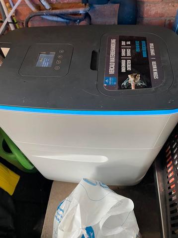 Vercalo waterontharder  10 maand oud. beschikbaar voor biedingen