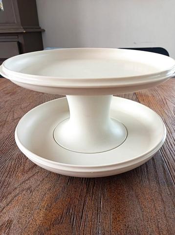 Taart schotel Tupperware  beschikbaar voor biedingen