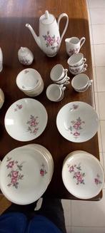 Eet- koffieservies ,oud tijds,porselein,, Antiek en Kunst, Ophalen