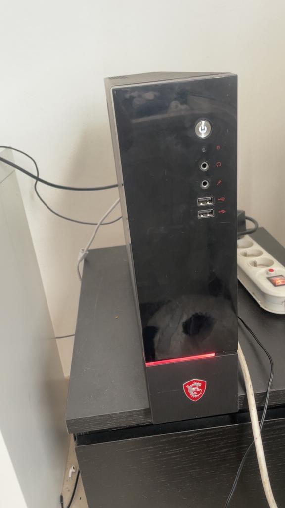 Gaming pc met usb wifi, Computers en Software, Desktop Pc's, Ophalen