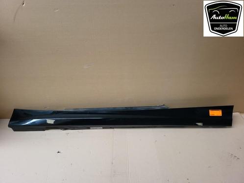 SIDESKIRT LINKS BMW 1 serie (E82) (|51777046347|), Auto-onderdelen, Carrosserie, BMW, Links, Gebruikt