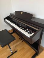 Piano droit  YAMAHA, Muziek en Instrumenten, Piano's, Ophalen, Zo goed als nieuw, Bruin, Piano