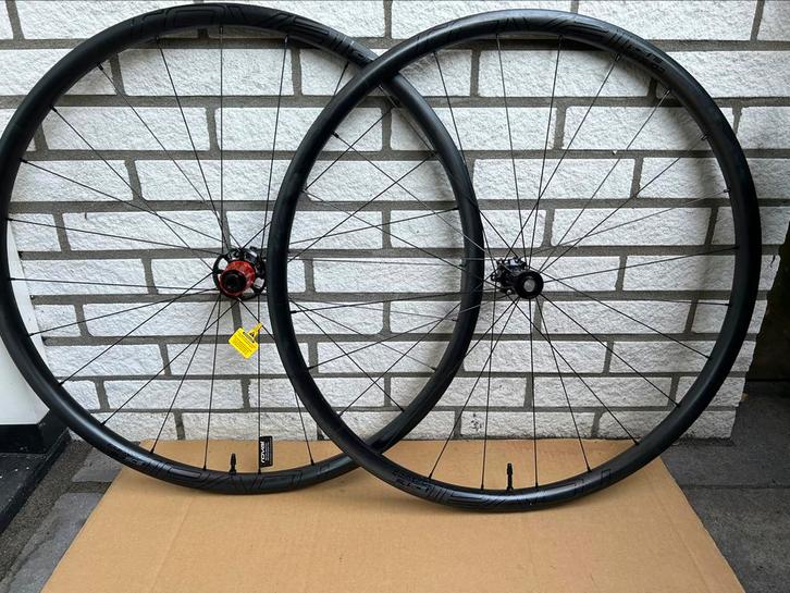 Roval Control SL SCS Carbon Wielset - Nieuw!, Fietsen en Brommers, Fietsonderdelen, Zo goed als nieuw, Ophalen of Verzenden