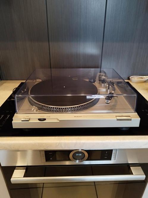Platine vinyle technics SL-D2 direct Drive, Audio, Tv en Foto, Platenspelers, Zo goed als nieuw, Technics, Automatisch, Ophalen
