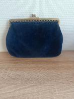 Magnifique pochette vintage en velours bleu fabrication ital, Handtassen en Accessoires, Portemonnees, Ophalen, Zo goed als nieuw
