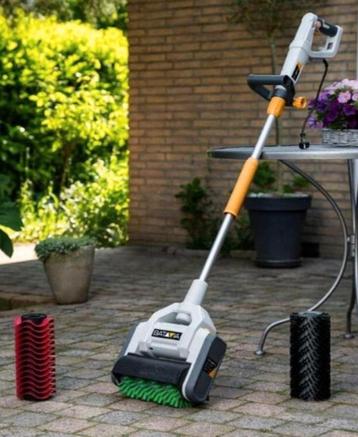 Terras reiniger + extra nieuwe rode rol beschikbaar voor biedingen