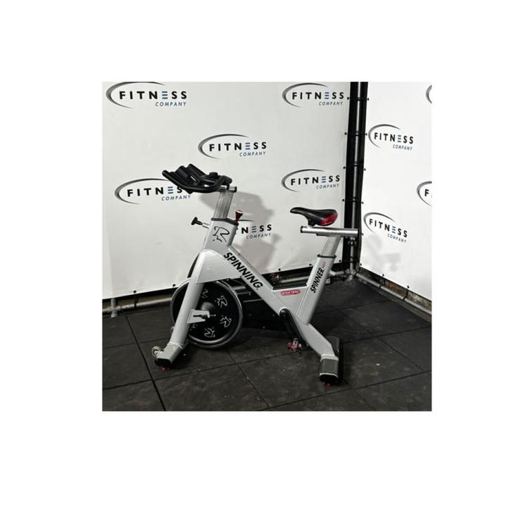 Star Trac – Spinning NXT – Spinning Bike, Sports & Fitness, Équipement de fitness, Utilisé, Autres types, Bras, Jambes, Pectoraux