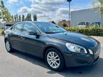 UNE VOLVO S60 I 68 000 KM EST SON 1ER PROPRIÉTAIRE, Autos, Volvo, Achat, S60, Diesel, Particulier