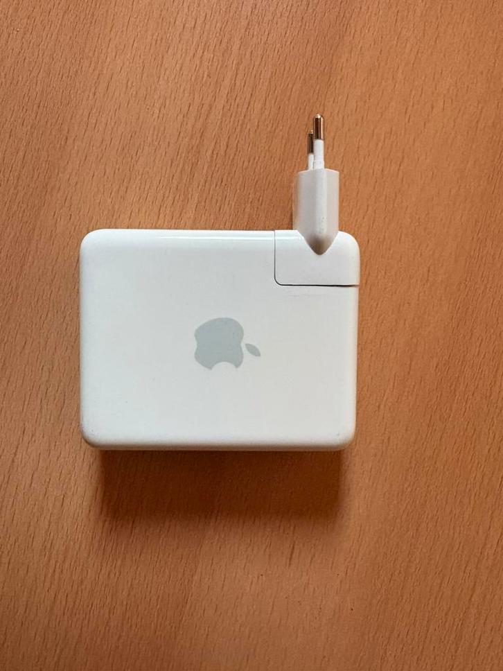 Apple Airport Express 1st Gen Airplay, Computers en Software, Accesspoints, Gebruikt, Ophalen