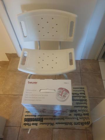 A vendre chaise de douche réglable + bain de pieds spa ! ! disponible aux enchères