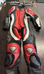 Rst eendelig motorpak leder, Ophalen