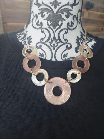 Natural schakelketting/ roze tinten  beschikbaar voor biedingen