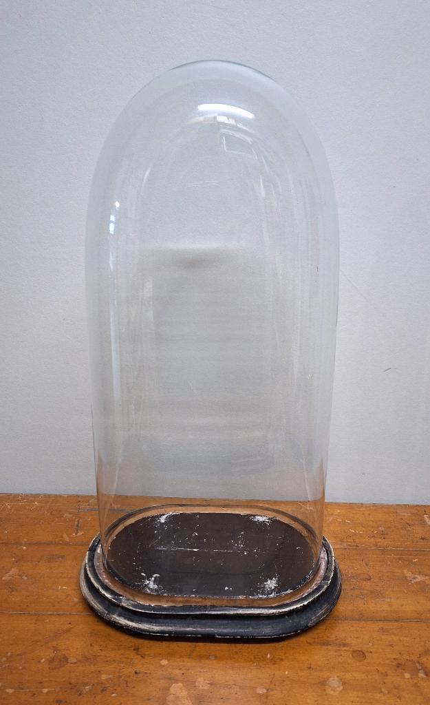 Grote ovalen globe met houten voet, Antiek en Kunst, Antiek | Glaswerk en Kristal, Ophalen