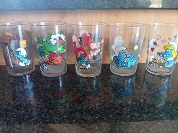 5 verres schtroumpfs (vente à la pièce ou en lot). beschikbaar voor biedingen